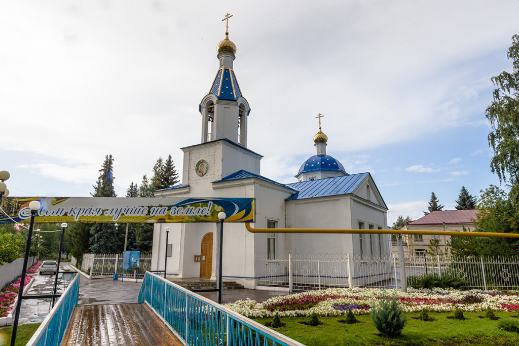 Храм казанской иконы божией матери в лосиноостровской. Храм Казанской иконы Божией матери Татищево. Церковь Казанской иконы Божией матери, Михайловка. Храм в честь Казанской иконы Божией матери в Солнцево. Храм Казанской иконы Божией матери Новоуральск.